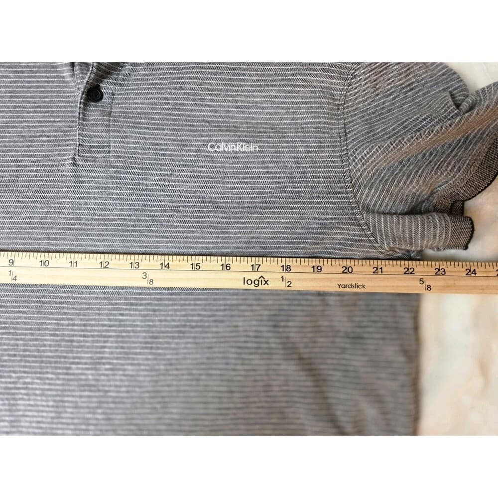 Men’s Calvin Klein XL Gray Short‎ Sleeve Polo Shirt - Thumbnail 3
