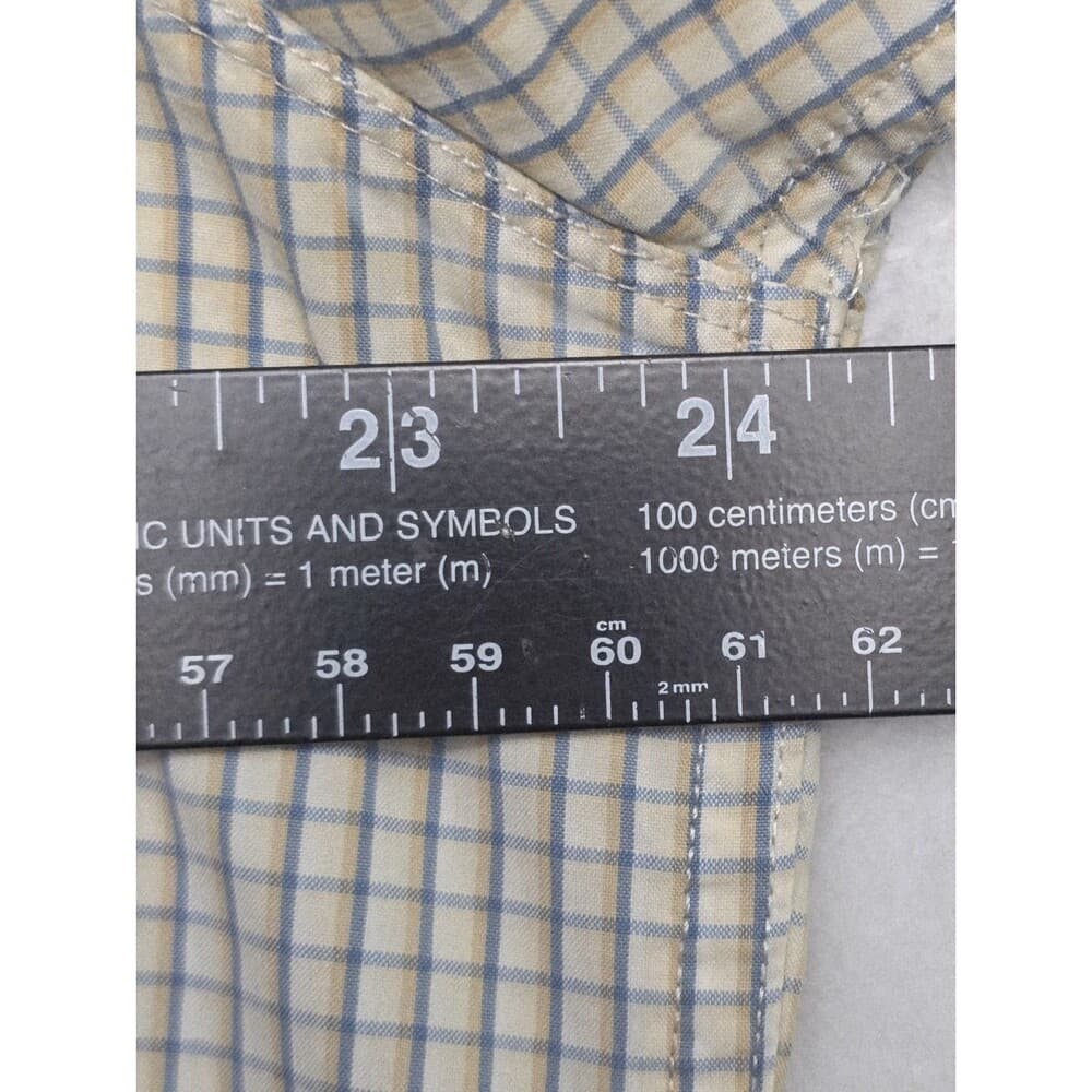 Victorinox Swiss Army Knife Men's Medium Button Down Plaid Short Sleeve Shirt - Thumbnail 4