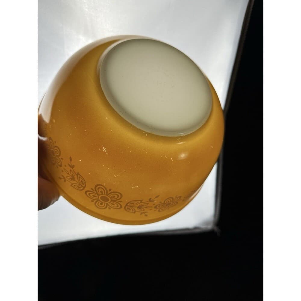 Vintage Pyrex Large Nesting Mixing Bowl Butterfly Gold 2.5 QT 8 3/4" #403 - Thumbnail 2