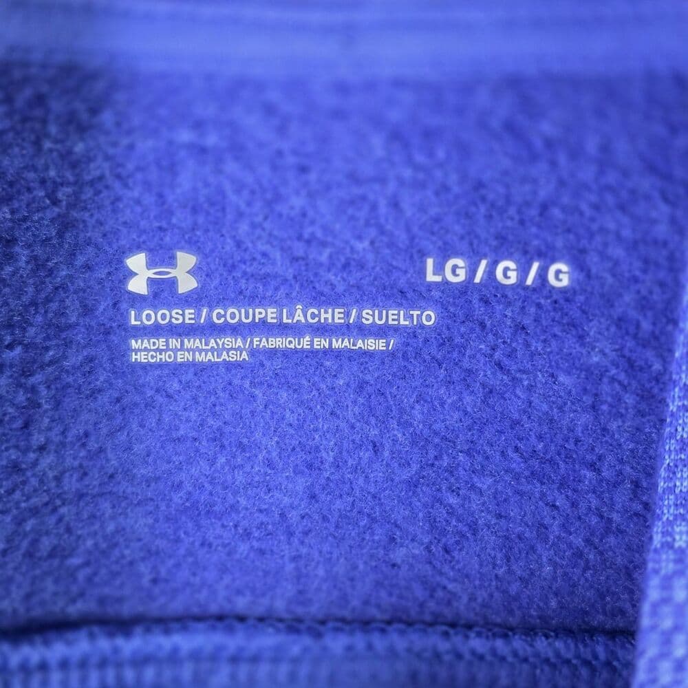 Vintage Under Armour Men's Large Royal Blue Long Sleeve Hoodie - Thumbnail 3