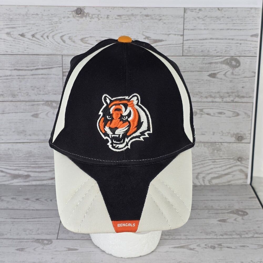 Rare Reebok Cincinnati Bengals NFL Equipment Sideline M/L Fitted ‎ Cap - Thumbnail 8