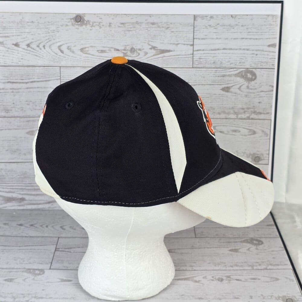 Rare Reebok Cincinnati Bengals NFL Equipment Sideline M/L Fitted ‎ Cap - Thumbnail 4