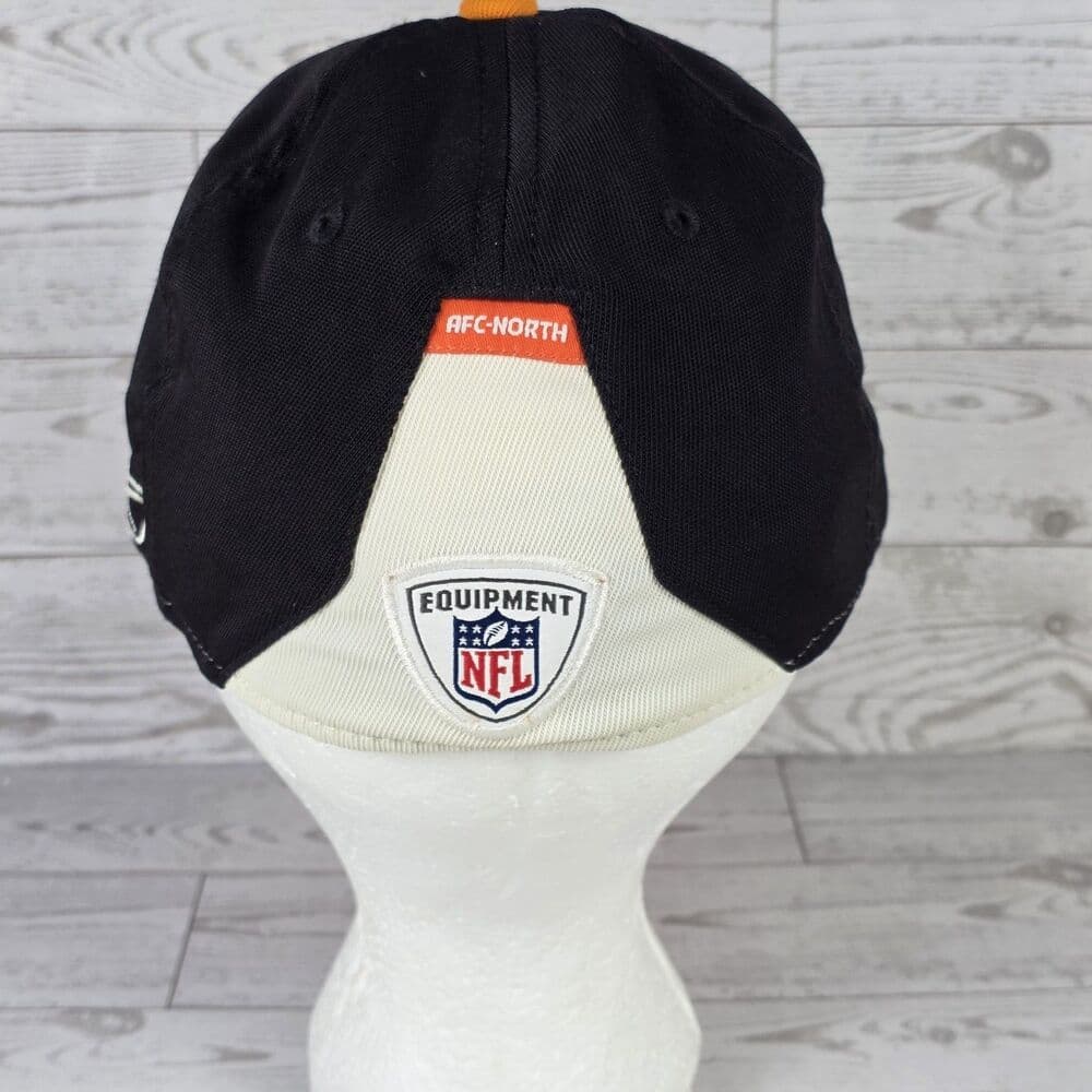 Rare Reebok Cincinnati Bengals NFL Equipment Sideline M/L Fitted ‎ Cap - Thumbnail 5