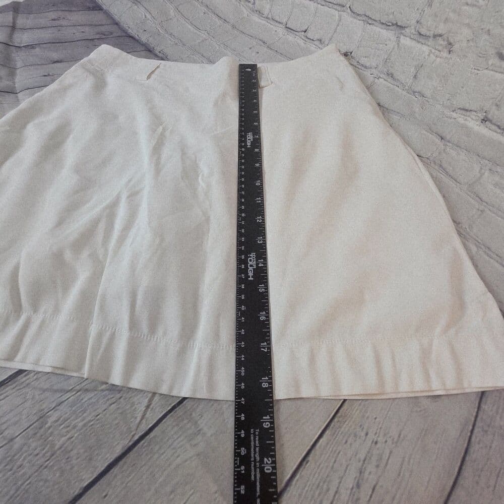 Nike Golf Dry Fit Size 10 Ivory/Off White Shorts - Thumbnail 10