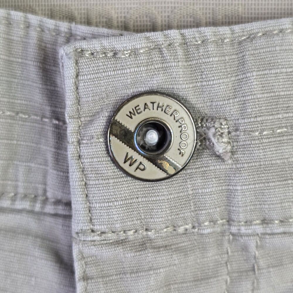 Weatherproof Men's 42" Khaki Cargo Shorts - Thumbnail 2