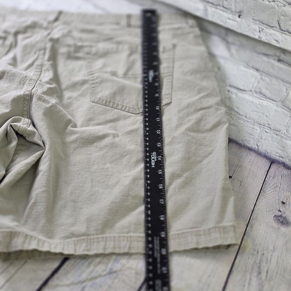 Weatherproof Men's 42" Khaki Cargo Shorts - Thumbnail 9