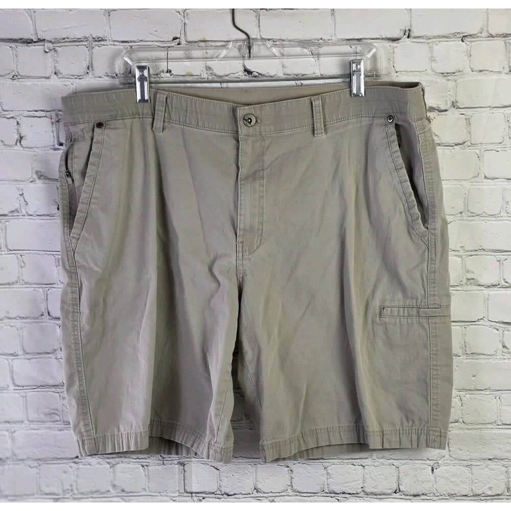 Weatherproof Men's 42" Khaki Cargo Shorts - Thumbnail 13