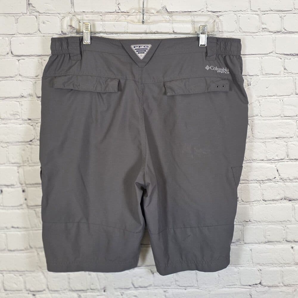 Columbia Men's 36 " Gray Nylon Flat Front Cargo Shorts - Thumbnail 2