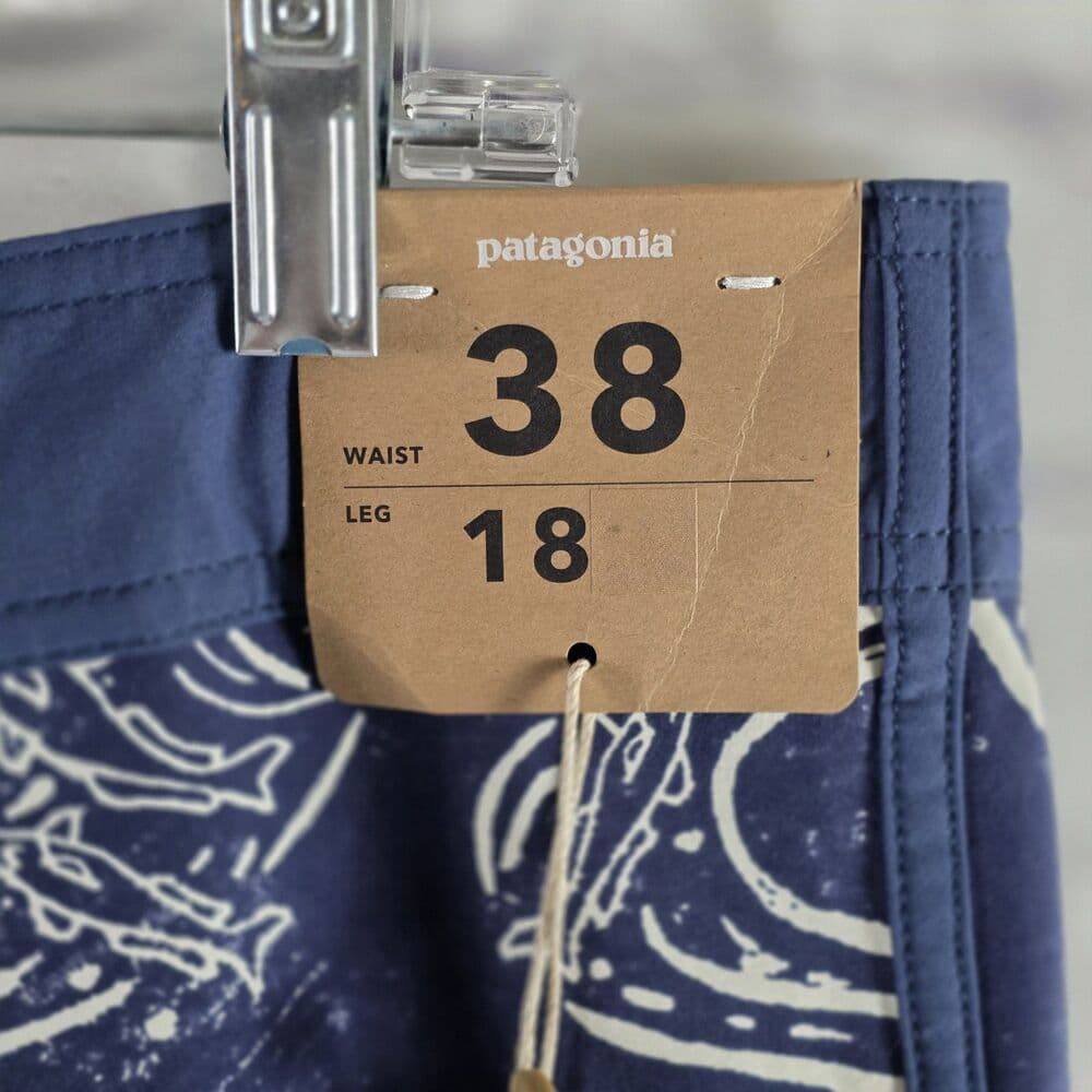 Patagonia Men's 38 Pataloha Wavefgarer Blue Fish Print Board Shorts NWT - Thumbnail 2