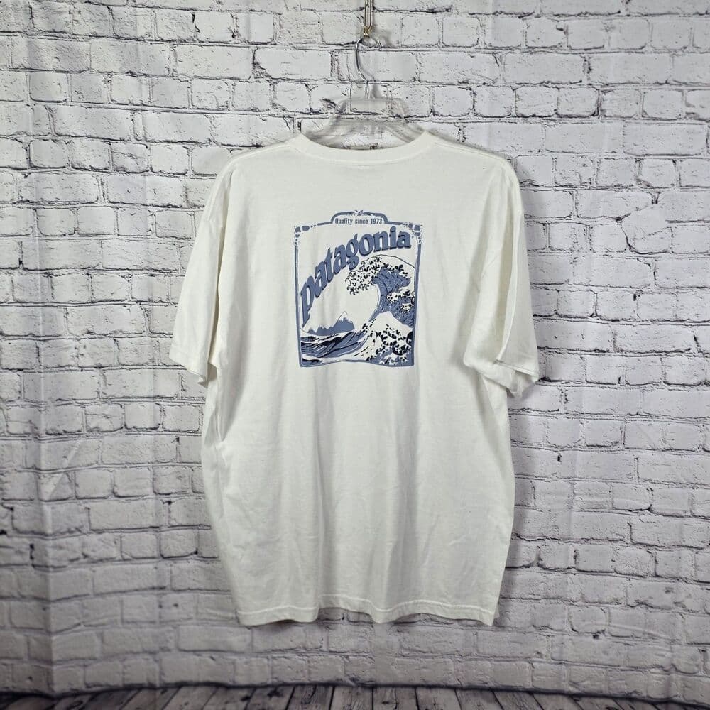 Vtg Patagonia Beneficial Men's XL White " Surfing Waves" Short Sleeve T-Shirt - Thumbnail 6