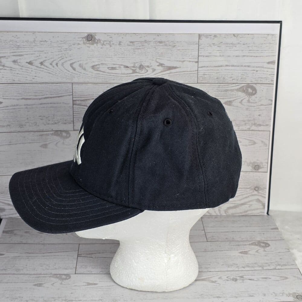 New Era New York Yankees Black Adjustable Cap - Thumbnail 2