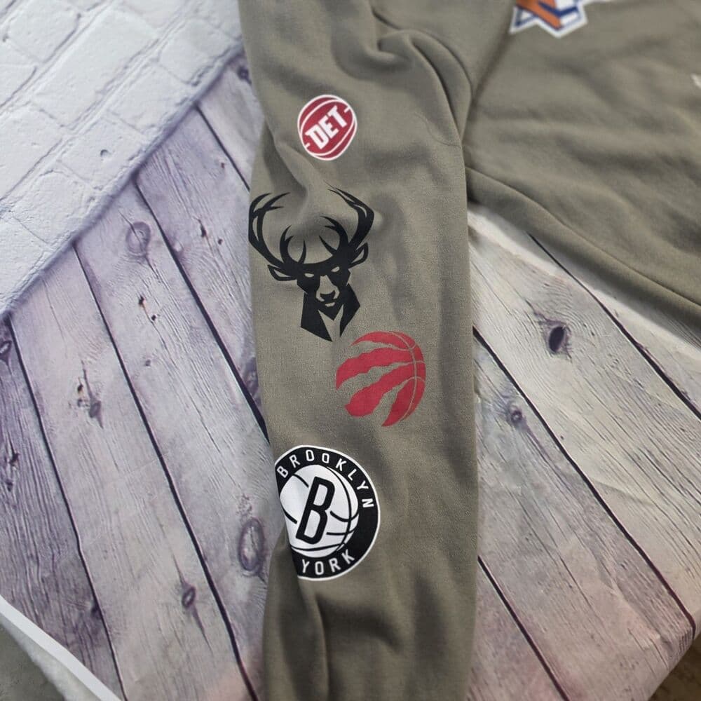 NBA Men's Large Khaki Game Crew Sweatshirt - Thumbnail 4