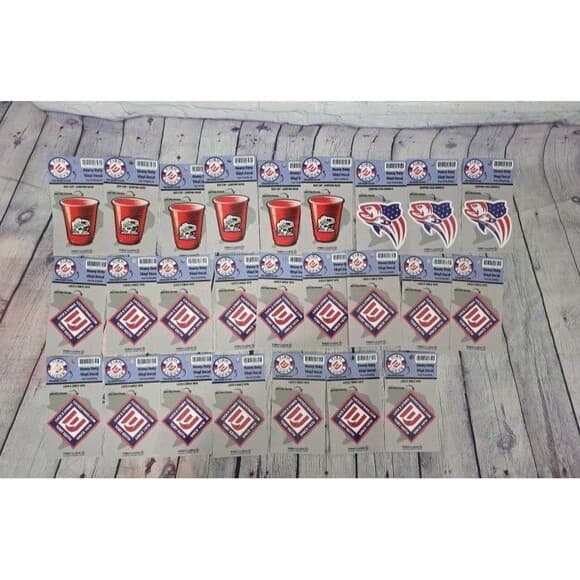 Fish Luck Heavy Duty Vinyl Decal Lot Of 25 - Thumbnail 5