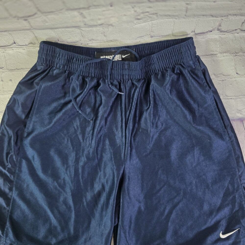 Vintage Nike Mens XL Blue Dazzle Silky Basketball Shorts - Thumbnail 2