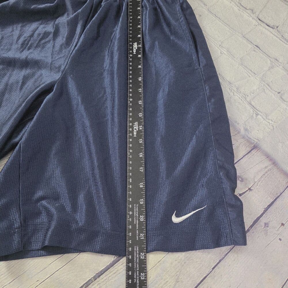 Vintage Nike Mens XL Blue Dazzle Silky Basketball Shorts - Thumbnail 4
