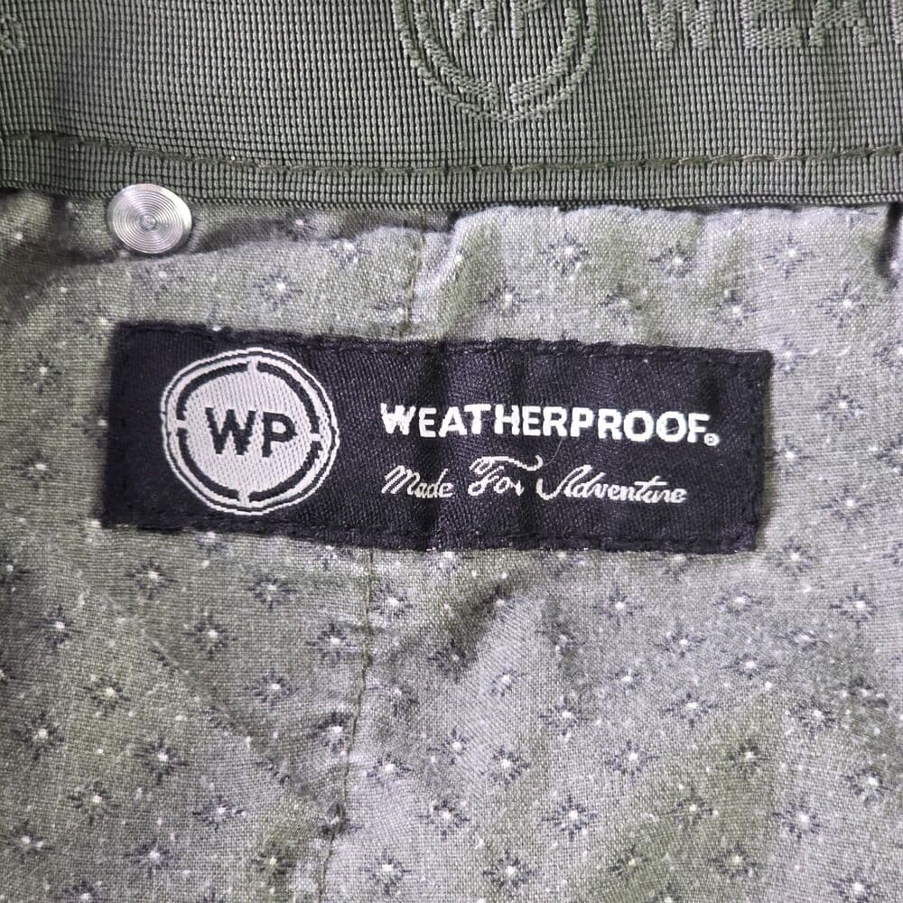 Weatherproof Mens 42" Green Cargo Hiking Shorts - Thumbnail 3