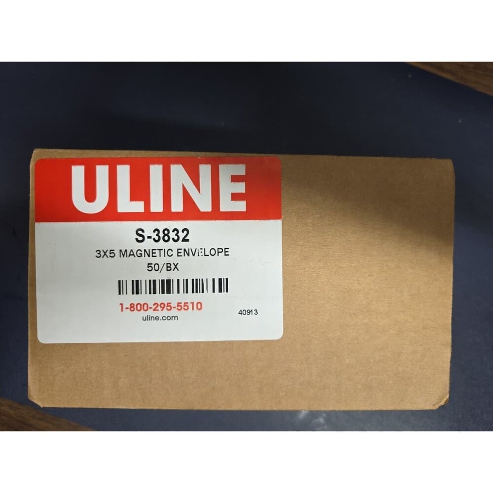 Uline S-6381 Magnetic Vinyl Envelope 5" x 3" (Box of 50) - Thumbnail 3