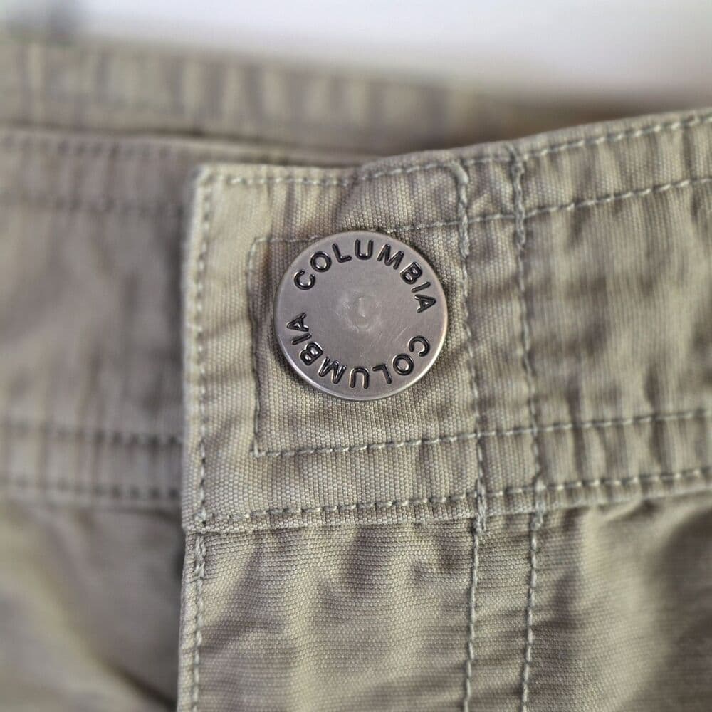 Columbia Men's Size 40 Omni Shade Khaki Chino Shorts