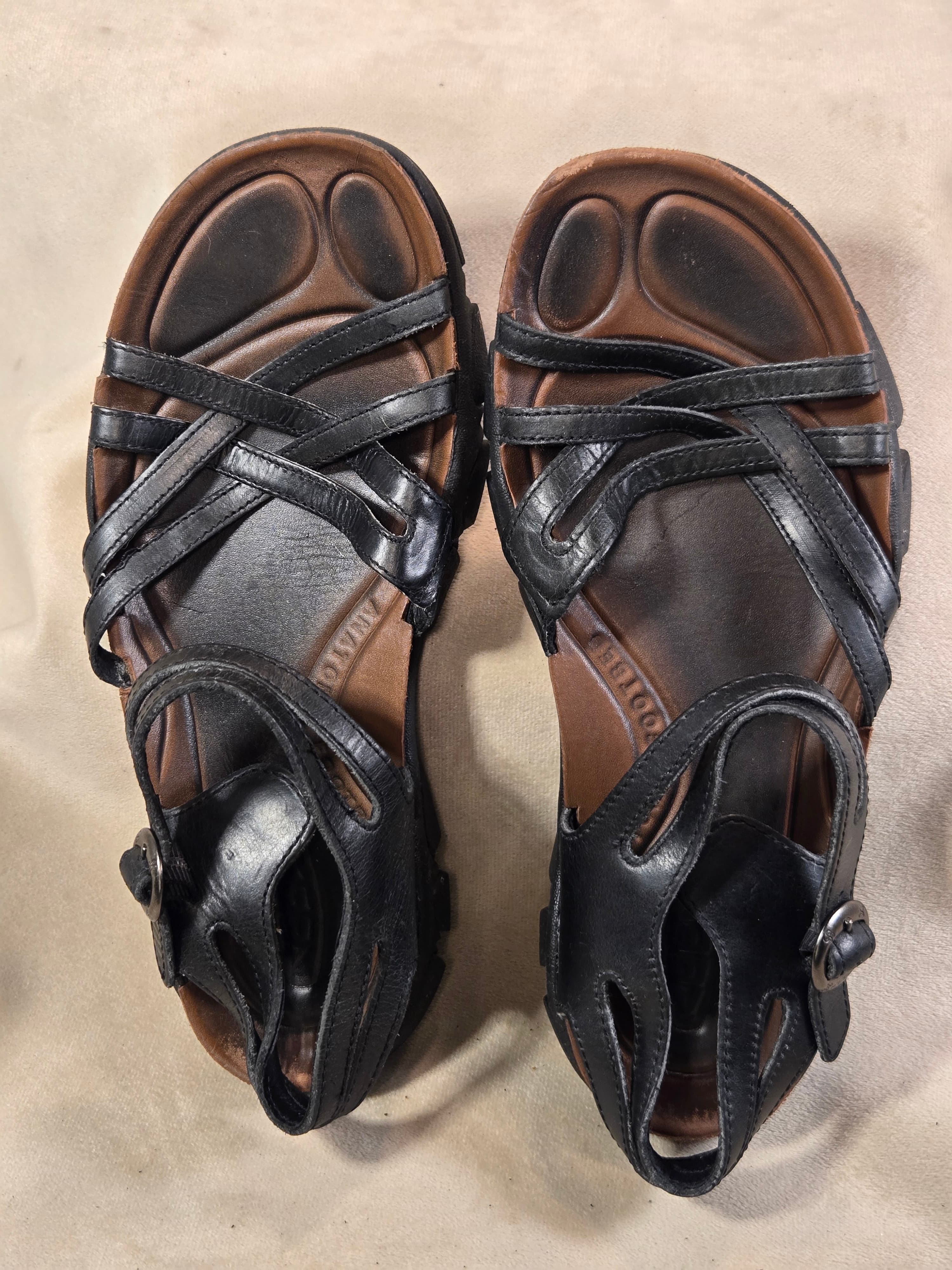 KEEN Daytona Black Leather Slide Sandals Hiking Comfort Women's Size 9 Good - Thumbnail 6
