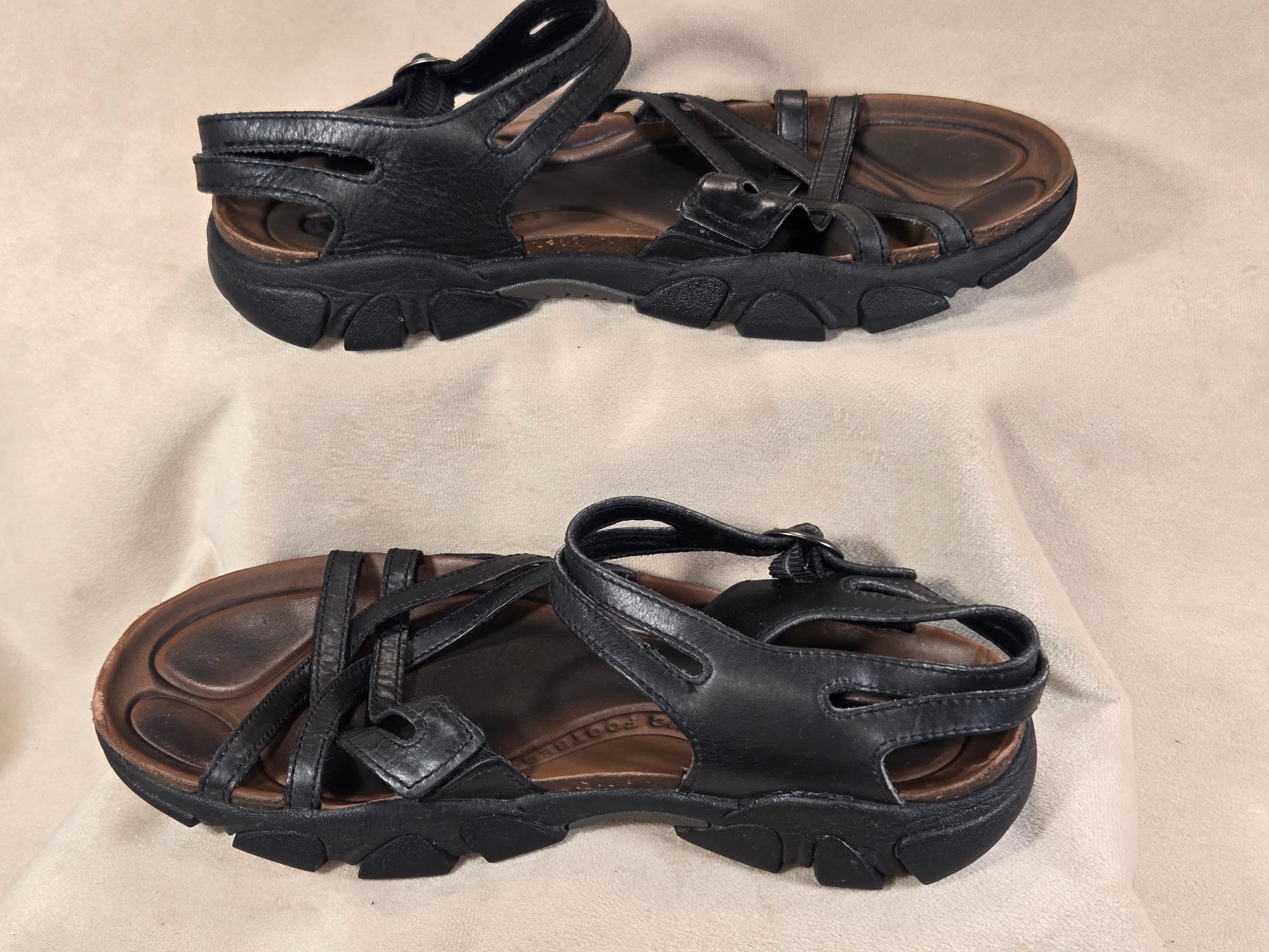 KEEN Daytona Black Leather Slide Sandals Hiking Comfort Women's Size 9 Good - Thumbnail 3