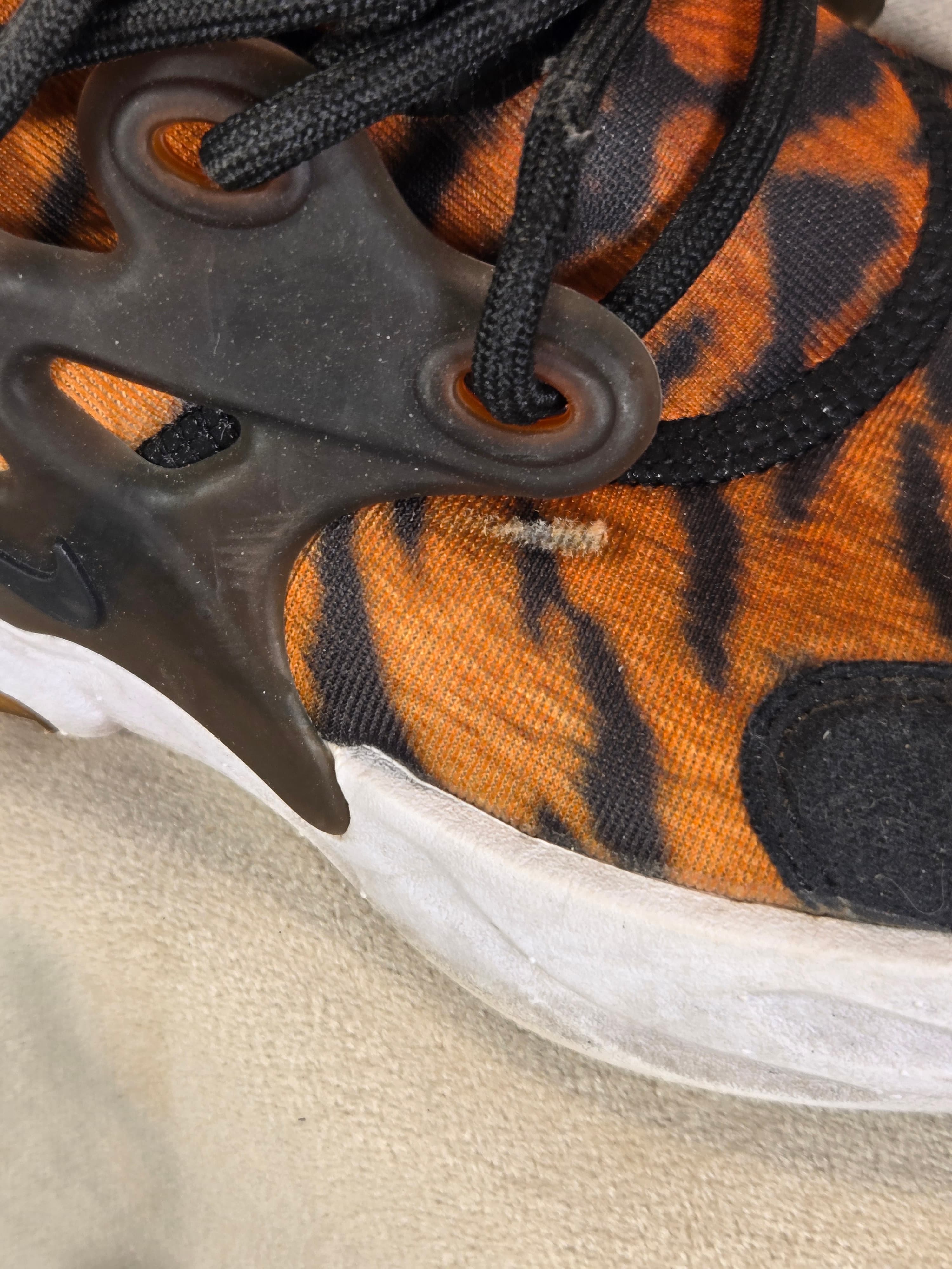 Nike React Presto Boys Youth Size 5Y Tiger Print Orange Black Running Shoes Rare - Thumbnail 11