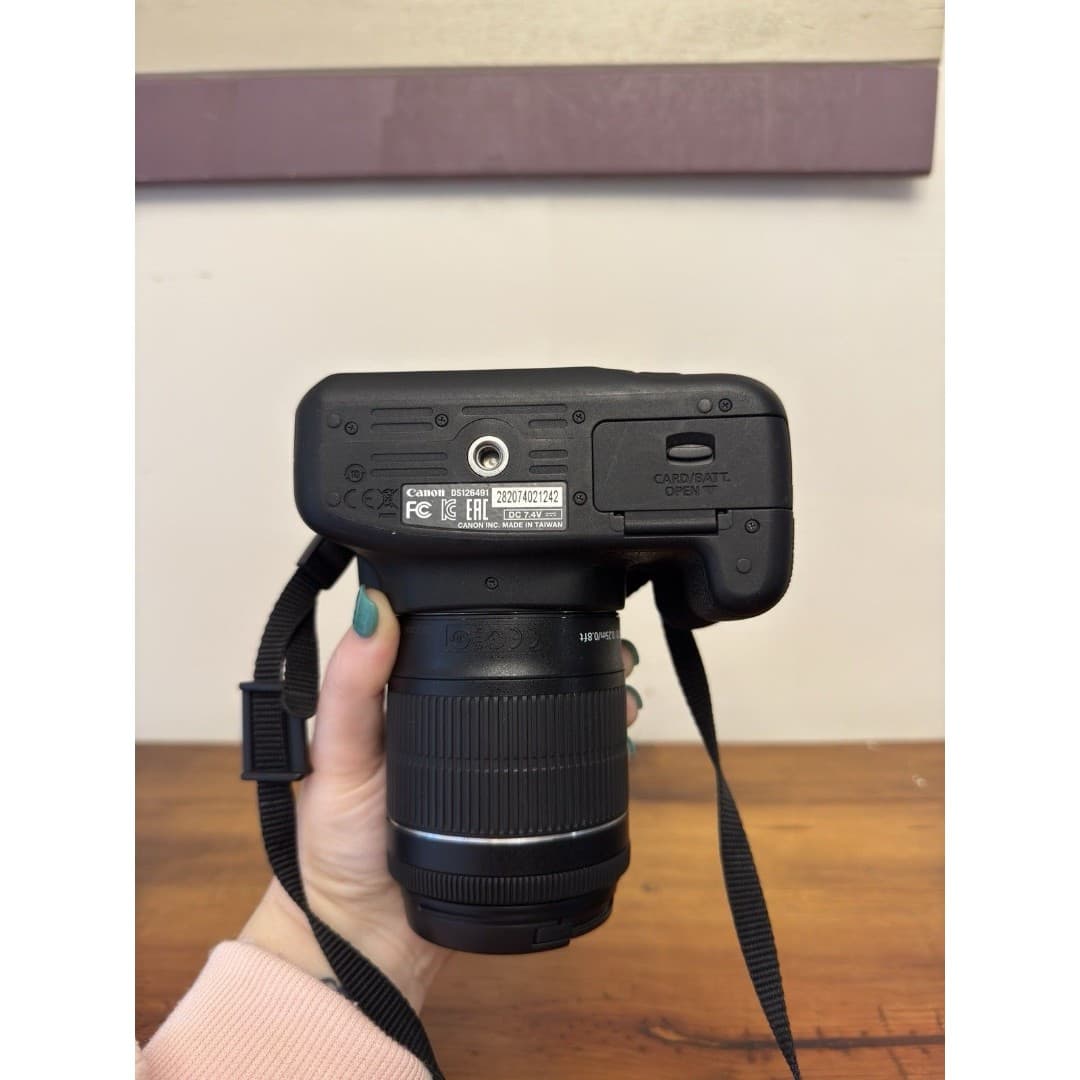 Canon EOS Rebel T5 18MP Camera Bundle With 18-55mm & 75-300mm Lenses And Extras - Thumbnail 9