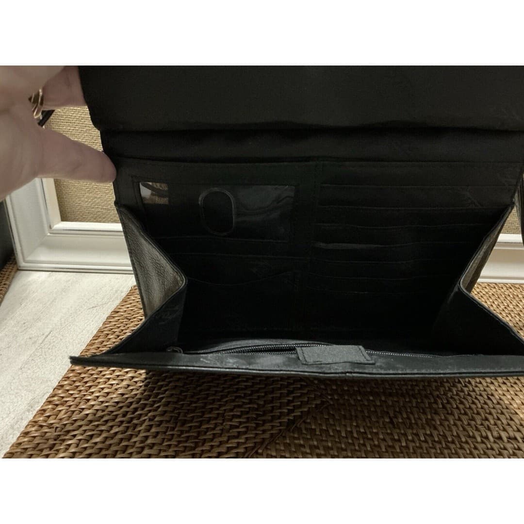 FOSSIL Double Sided Crossbody Shoulder Bag in Black Leather - Thumbnail 5