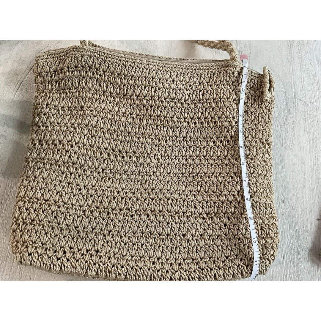 The Sak Beige Crochet Shoulder Bag/ Tote Purse Zipper Closure - Thumbnail 9
