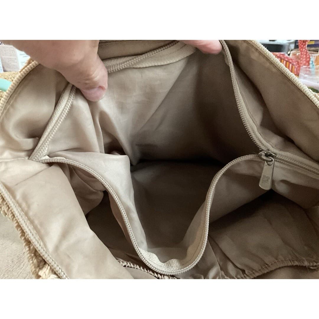 The Sak Beige Crochet Shoulder Bag/ Tote Purse Zipper Closure - Thumbnail 5