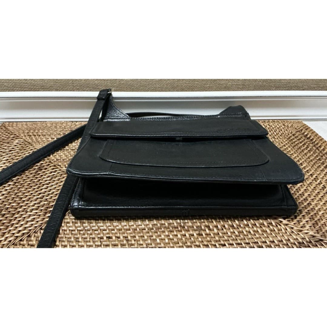 FOSSIL Double Sided Crossbody Shoulder Bag in Black Leather - Thumbnail 6