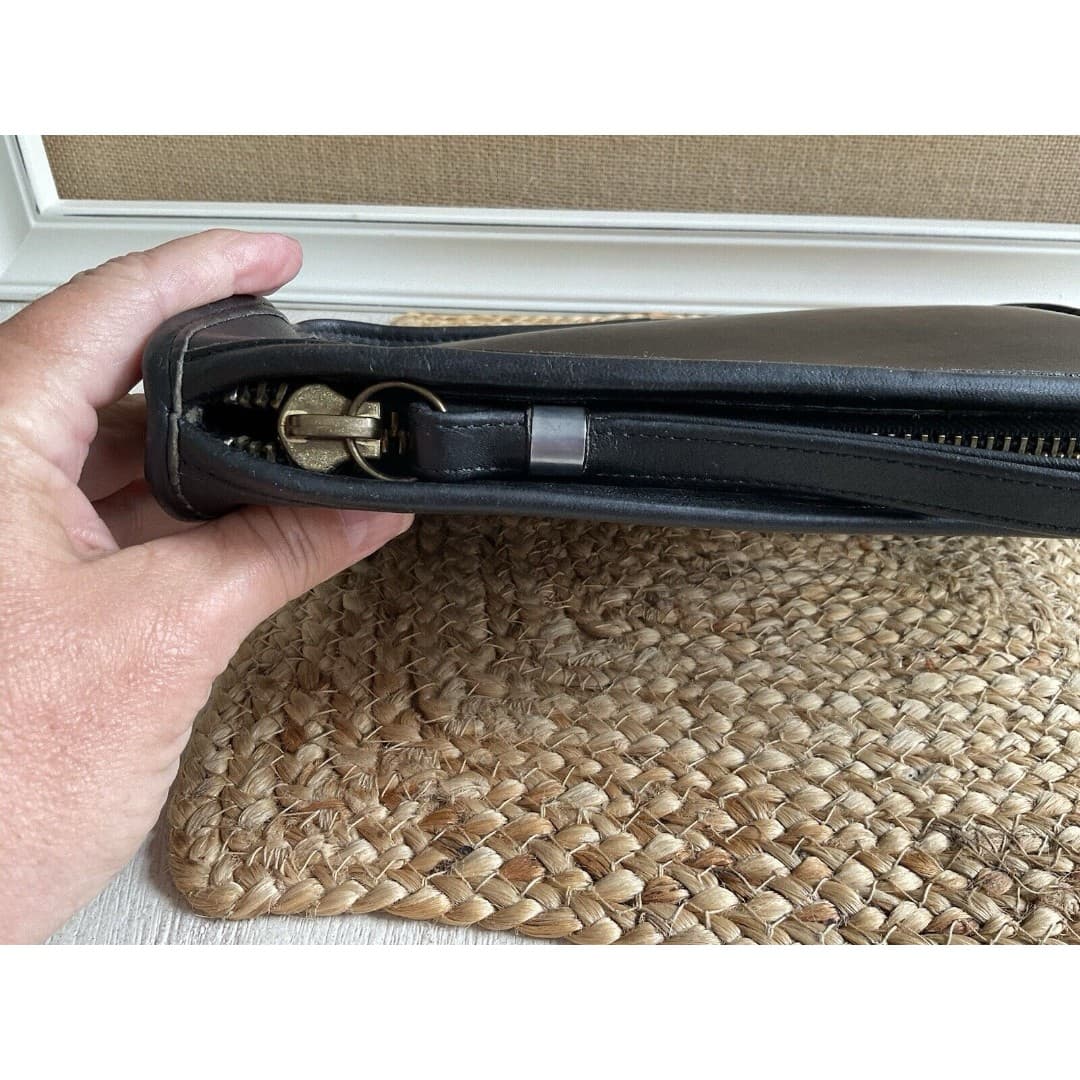 Vintage Coach Bonnie Cashin Wristlet Clutch Black Leather Missing Strap - Thumbnail 8