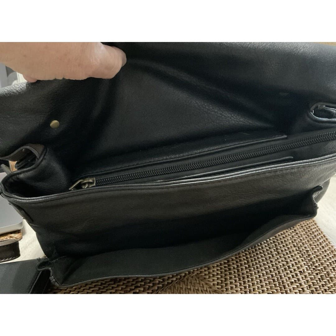Chillx By Le Miel Black Faux Leather Satchel Handbag W/strap NWT - Thumbnail 10