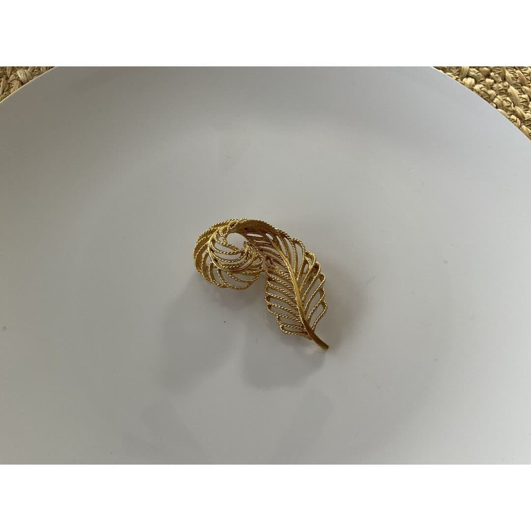 VINTAGE LISNER FEATHER BROOCH 1960's Gold Tone Leaf Retro Pin 3" - Thumbnail 4