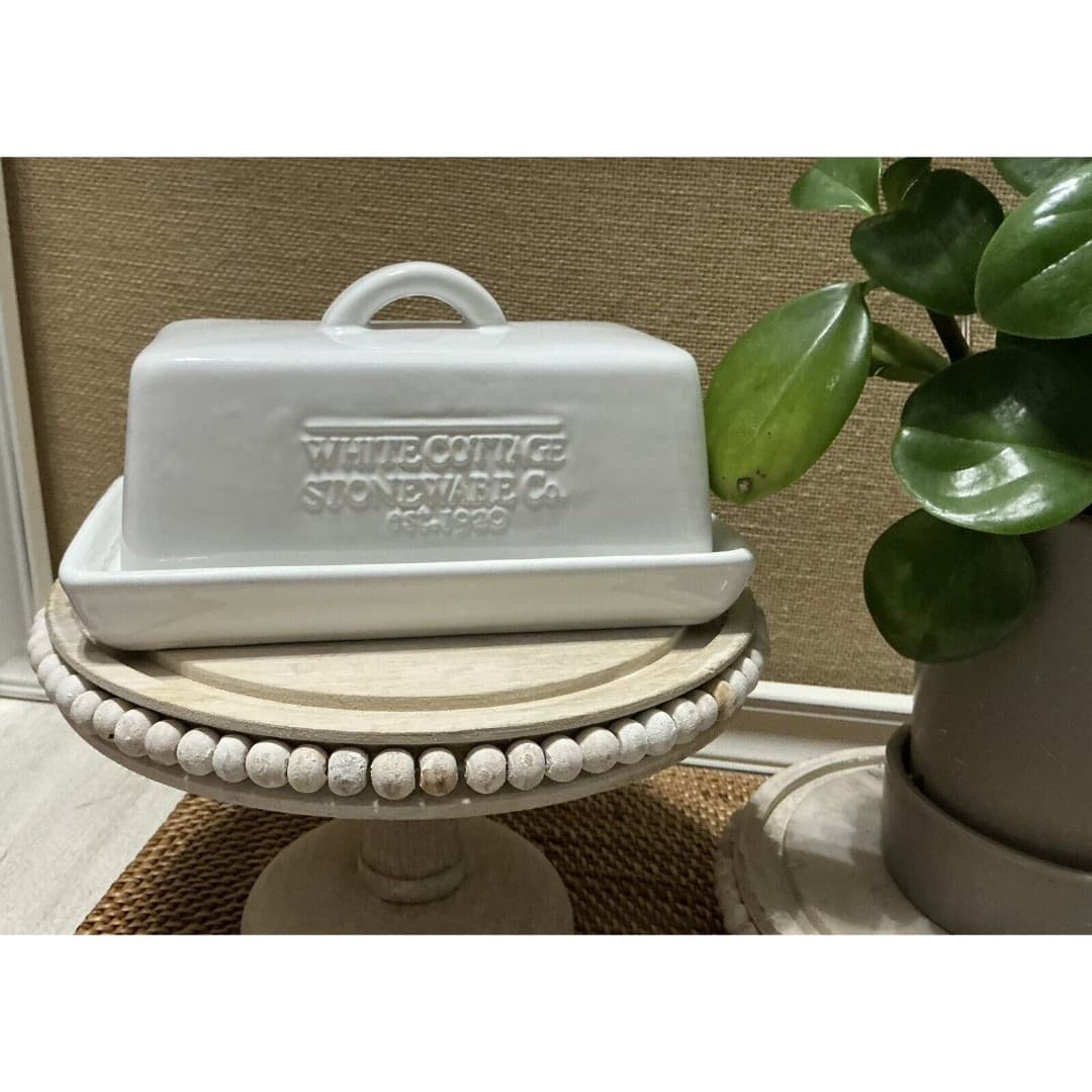 Audrey’s White Cottage Stoneware Co. Covered Butter Dish with Handle - Thumbnail 4