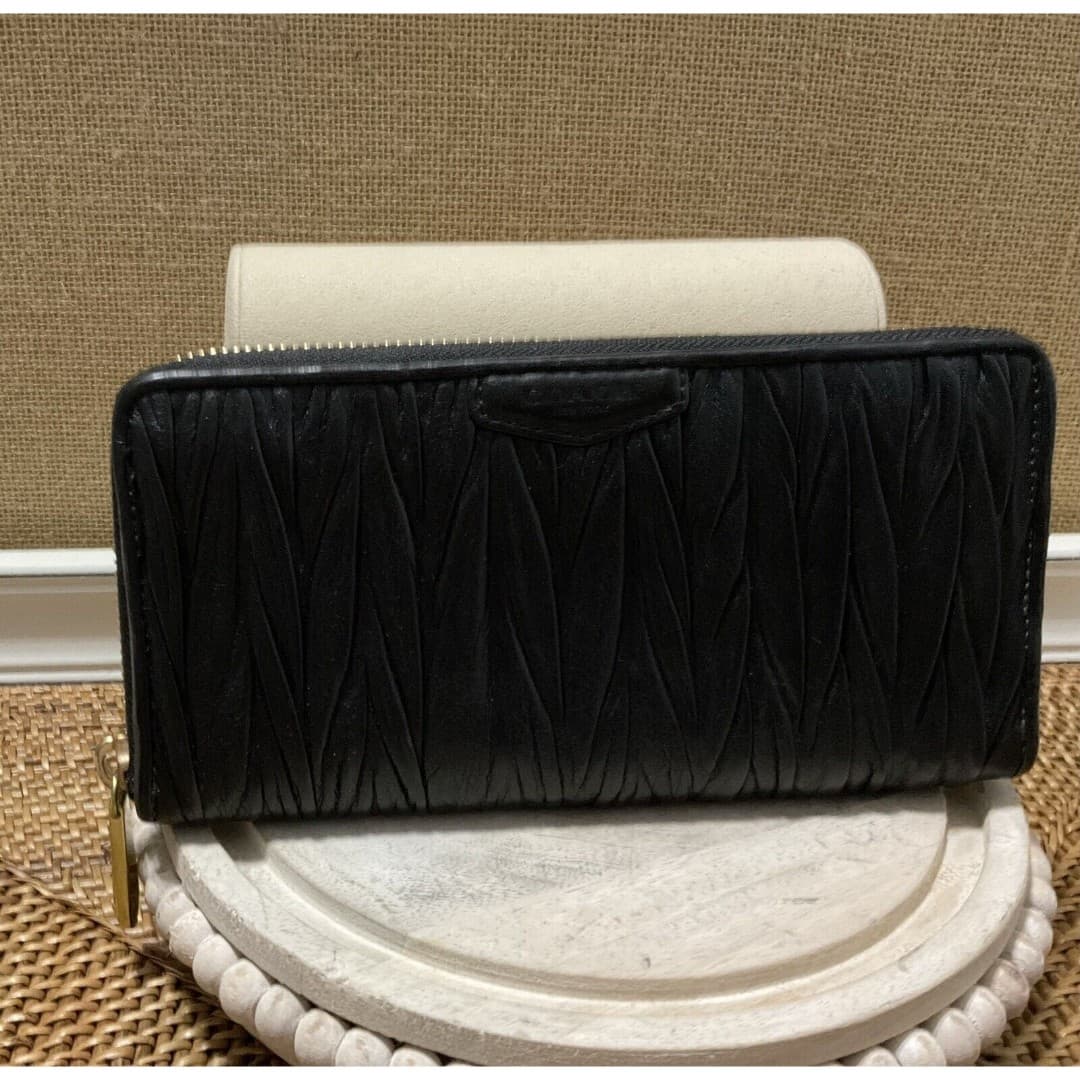 Very Rare Coach Wallet Zip Around Accordion Black w/Leather Design Soft Leather - Thumbnail 3