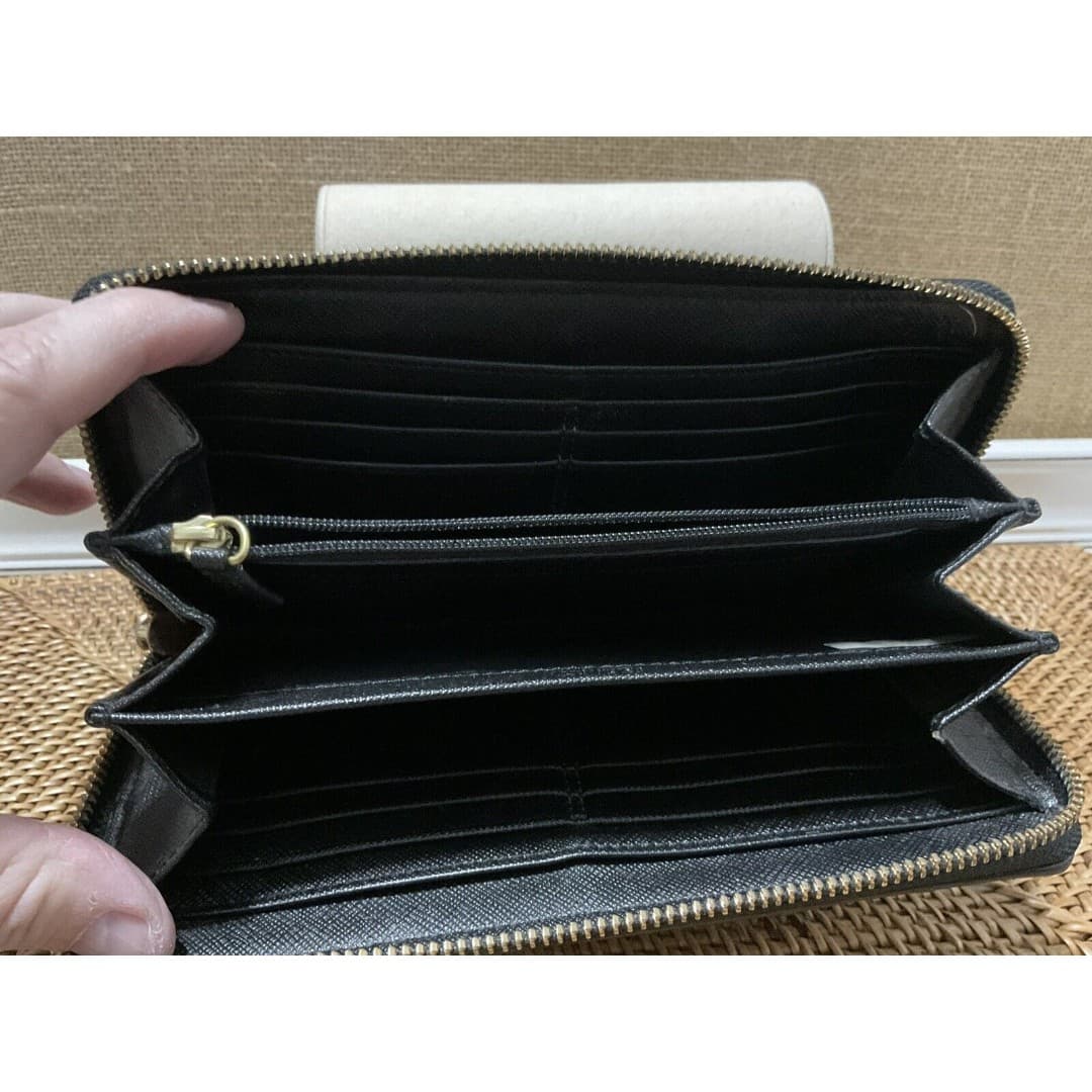 Very Rare Coach Wallet Zip Around Accordion Black w/Leather Design Soft Leather - Thumbnail 9