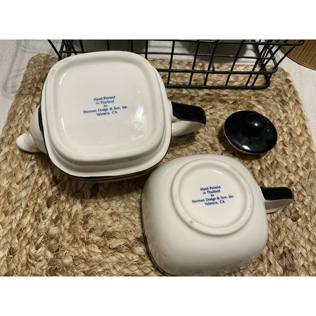 Teapot Hand Painted Black & White Pre-Owned Herman Dodge and Son 3 Piece - Thumbnail 5