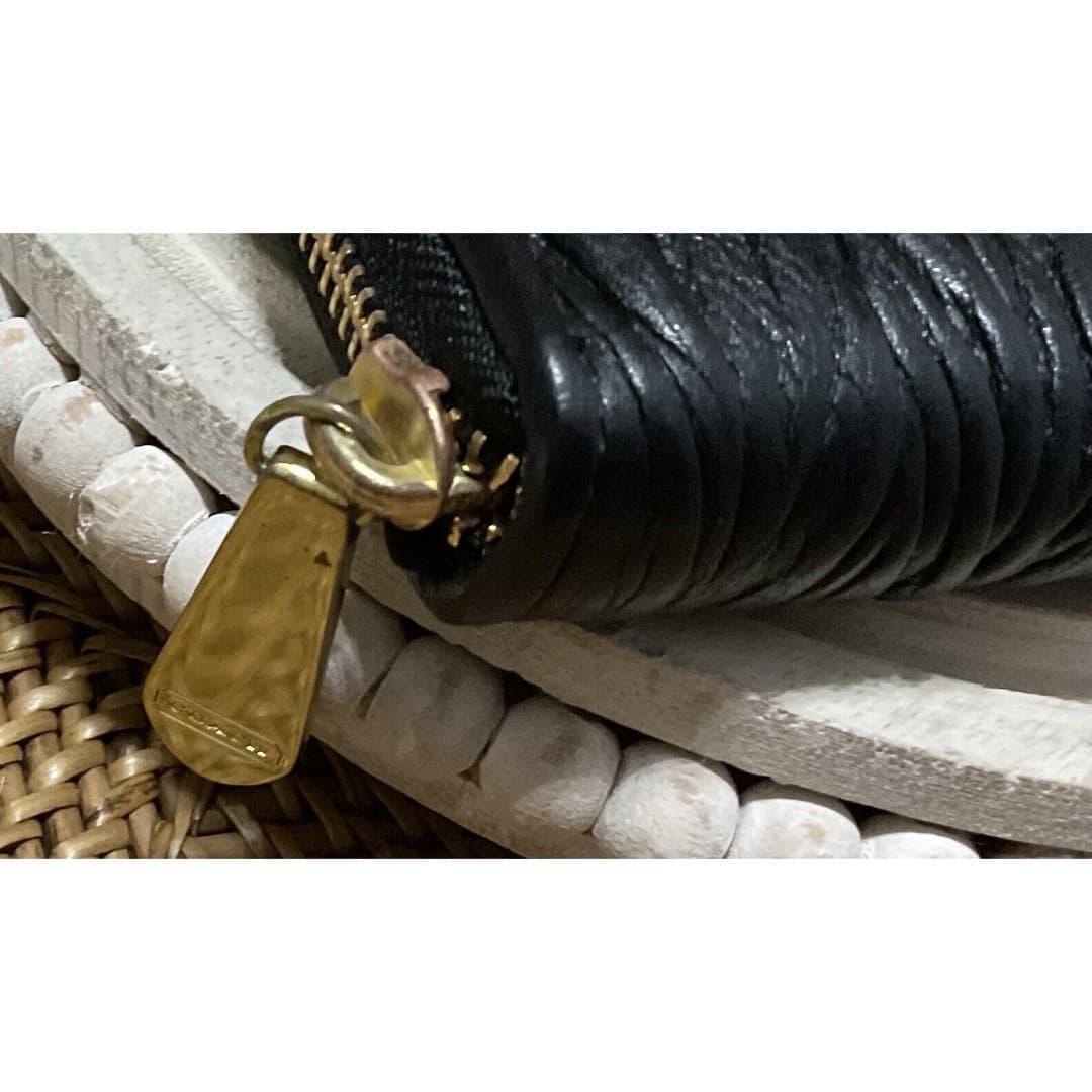 Very Rare Coach Wallet Zip Around Accordion Black w/Leather Design Soft Leather - Thumbnail 5