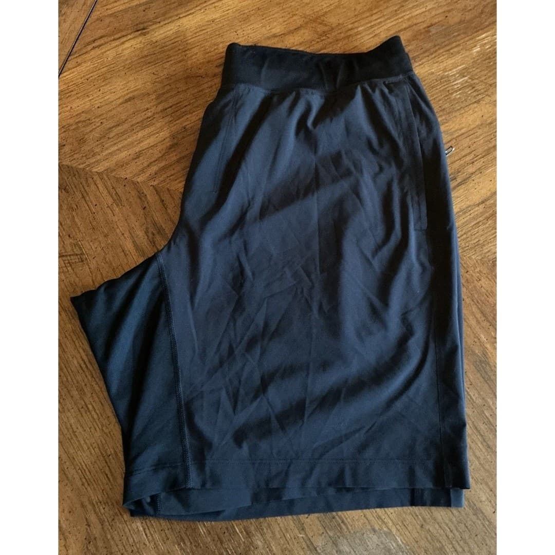 Lululemon Men's Black Athletic Shorts - Size XXL 9” Inseam - Thumbnail 3