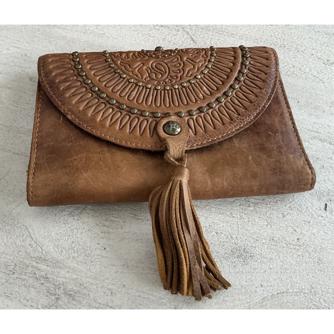 Patricia Nash Brown Leather Trifold Tassel Wallet W/Stud Embellishing 7.5x5.5” - Thumbnail 2