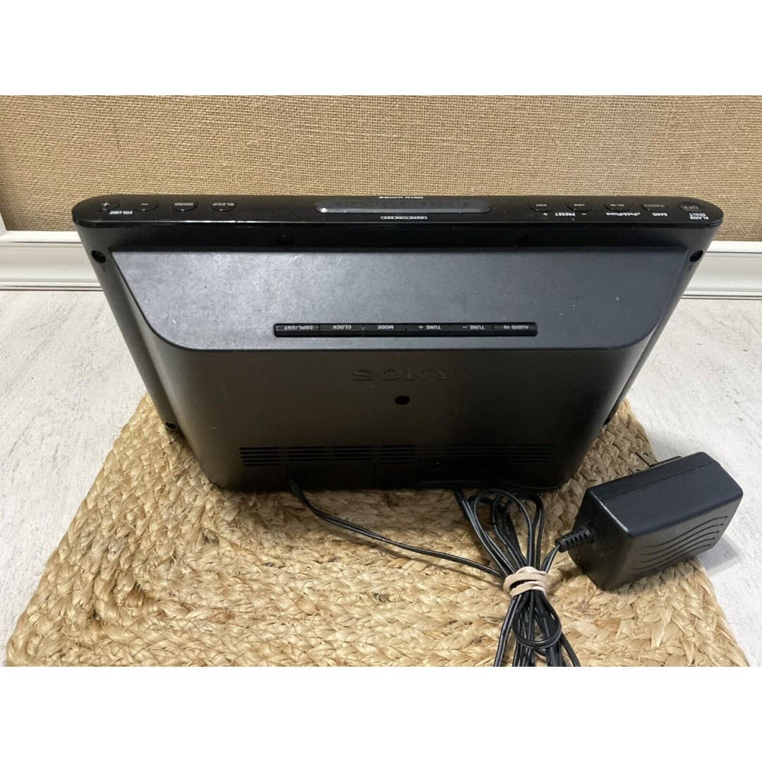 Sony ICF-CS15iPN Speaker Dock iPhone/iPod Radio FM/AM Alarm Lightning Port - Thumbnail 3