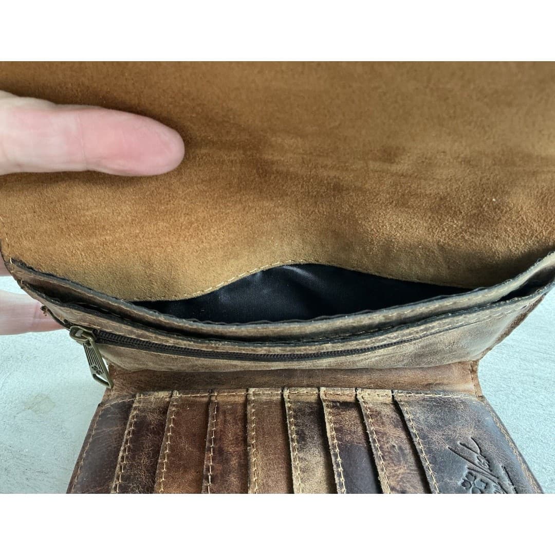 Patricia Nash Brown Leather Trifold Tassel Wallet W/Stud Embellishing 7.5x5.5” - Thumbnail 7