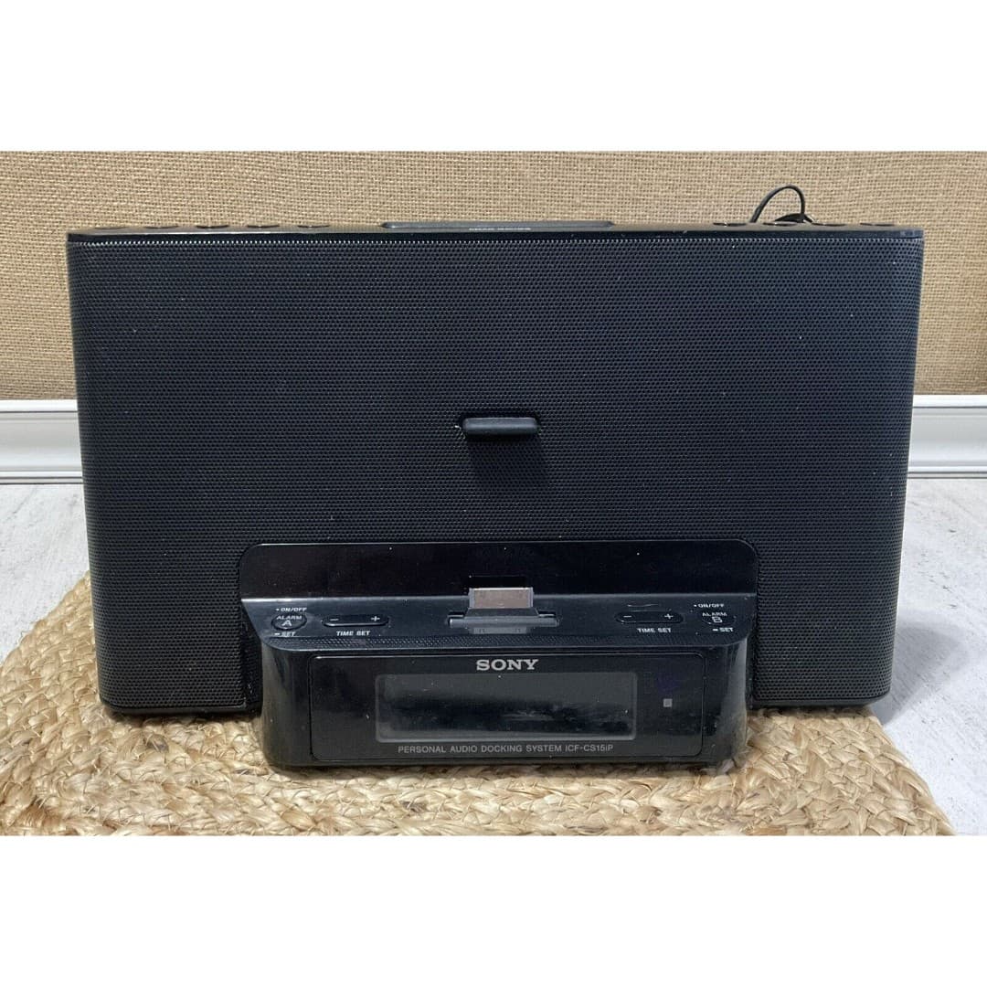 Sony ICF-CS15iPN Speaker Dock iPhone/iPod Radio FM/AM Alarm Lightning Port