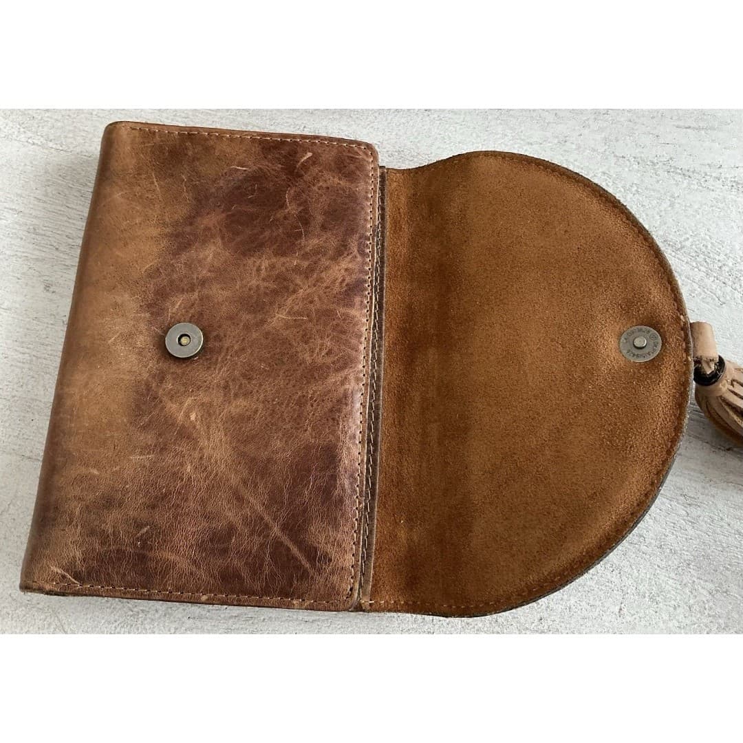 Patricia Nash Brown Leather Trifold Tassel Wallet W/Stud Embellishing 7.5x5.5” - Thumbnail 4