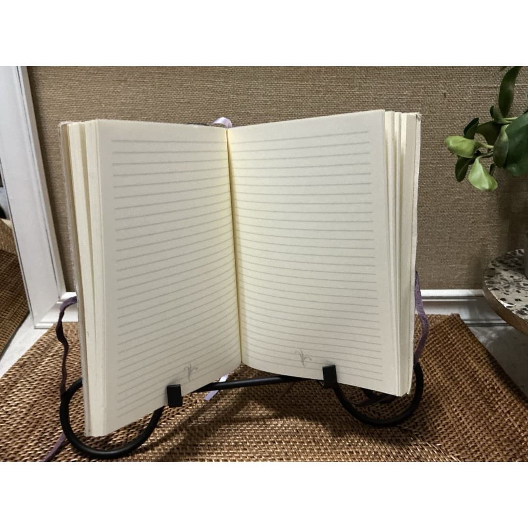 Beautiful Lavender/Tan Floral Lined Journal With Tie Closure 6x8 - Thumbnail 3
