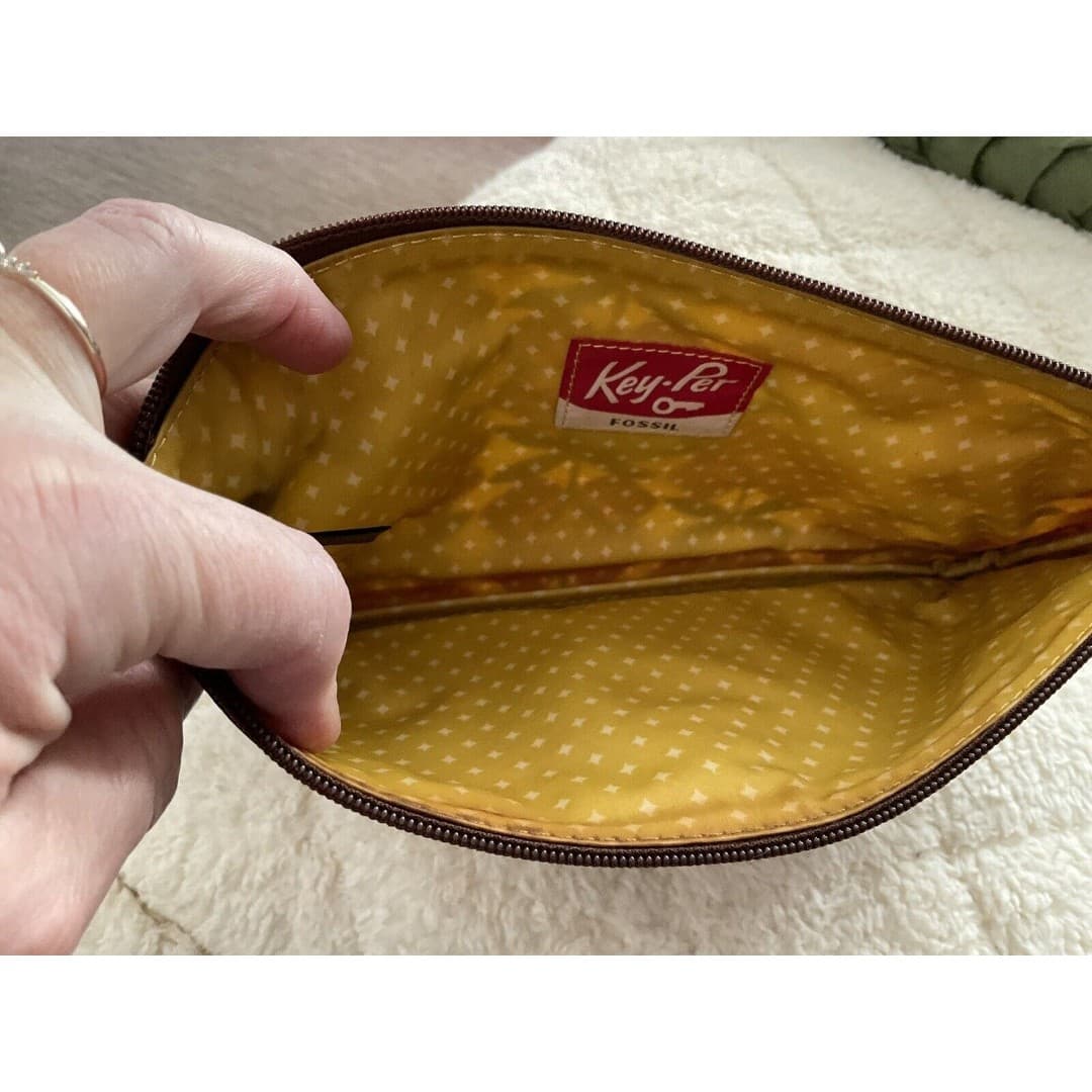 Fossil Make-up Bag / Toiletry or Travel Pouch - Thumbnail 4