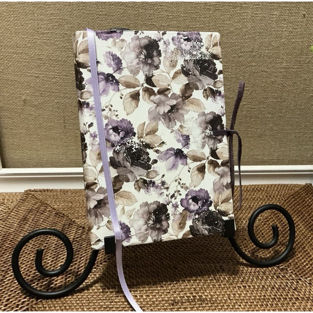 Beautiful Lavender/Tan Floral Lined Journal With Tie Closure 6x8 - Thumbnail 2