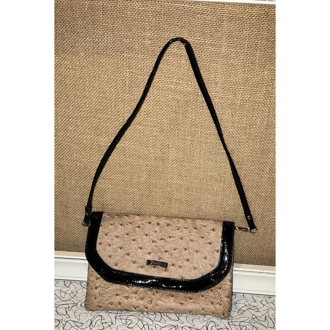 Grace Adele Cream Black Ostrich Pattern Clutch Handbag - Thumbnail 3