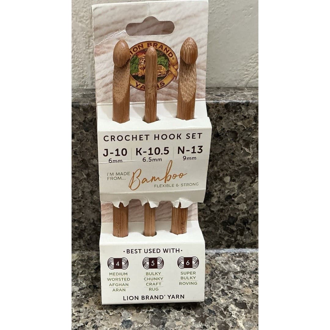 Lion Brand Crochet Needles Size US-6.5mm 9mm in Bamboo Brand New