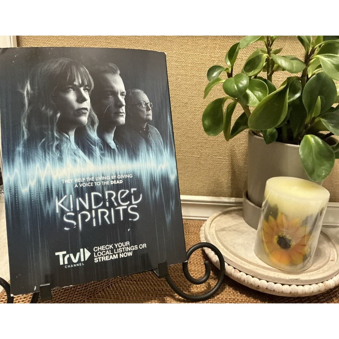 Ghost Hunting True Tales Of The Paranormal -World’s Spookiest Places Magazine - Thumbnail 2